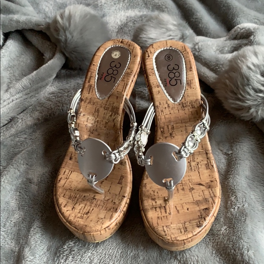 Silver wedge flip flops - Picture 2 of 7